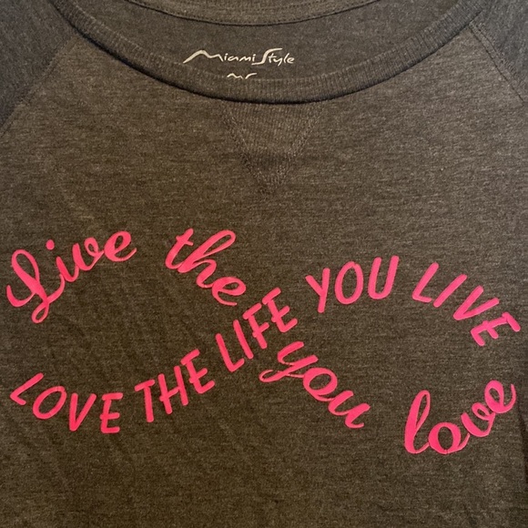 Miami Style Lightweight Wide Neck Sweatshirt Sz M Charcoal Gray Fuchsia Pink - Picture 6 of 7